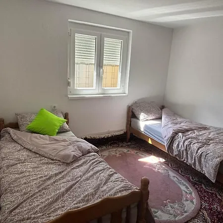 Vikendica Leona Otel Laktaši