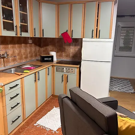 Vikendica Leona Otel